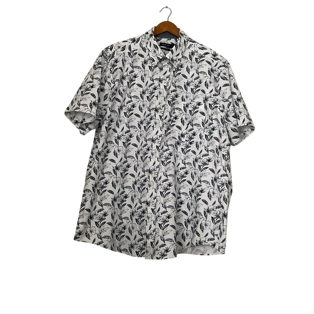 Nautica Short Sleeve Button Down Floral Shirt XXL White Stretch Hawaii Resort